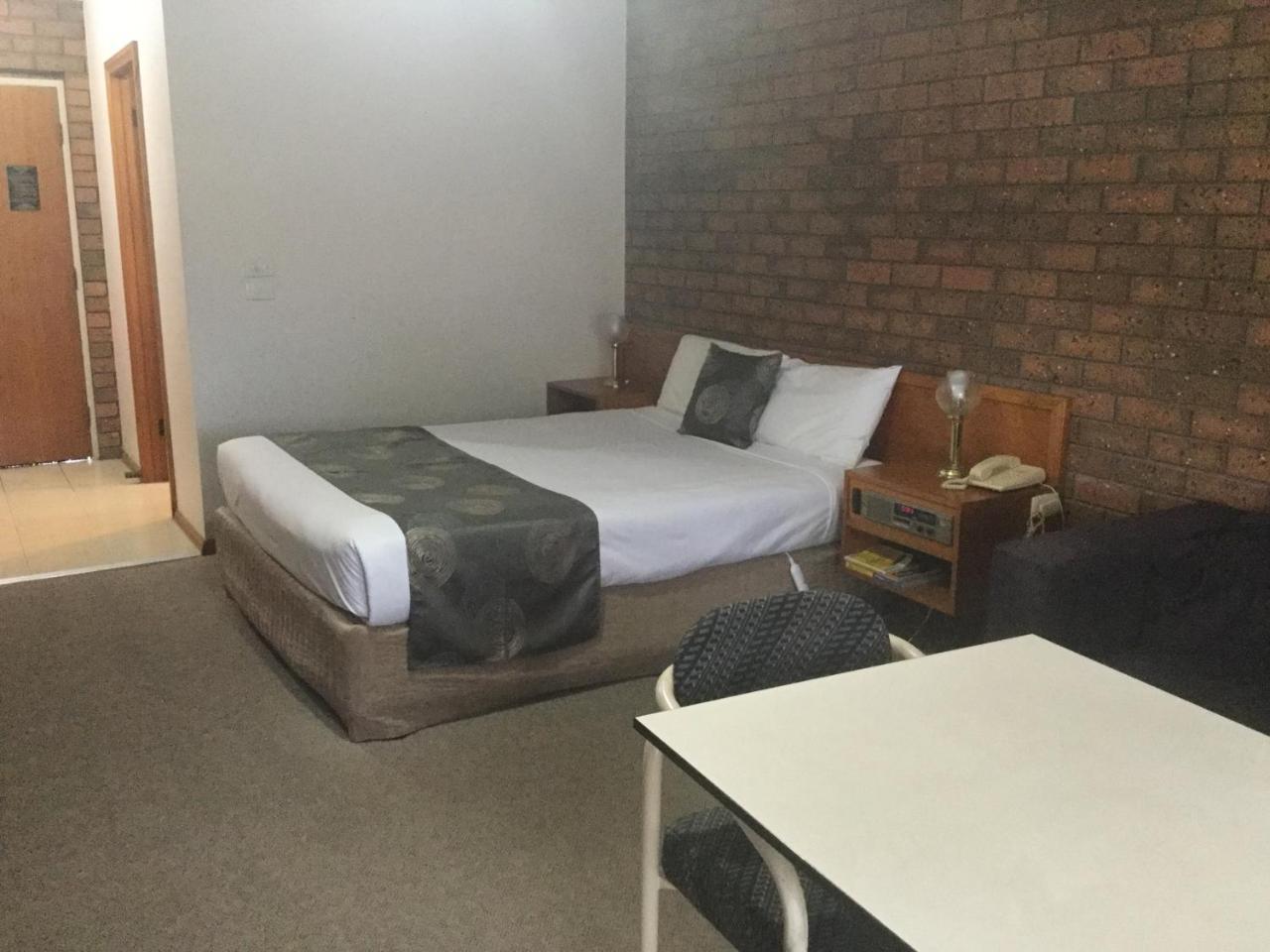 Sportslander Motor Inn Moama Luaran gambar