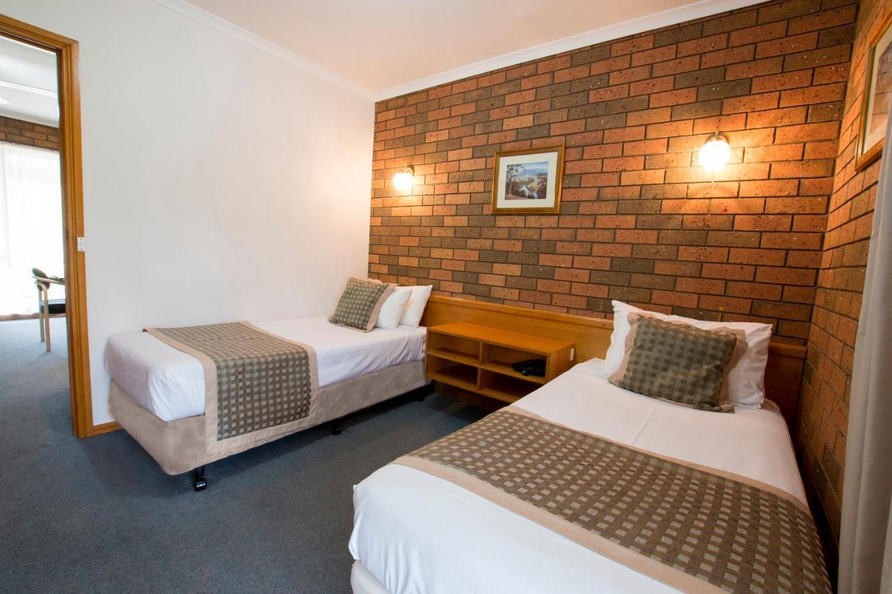 Sportslander Motor Inn Moama Luaran gambar