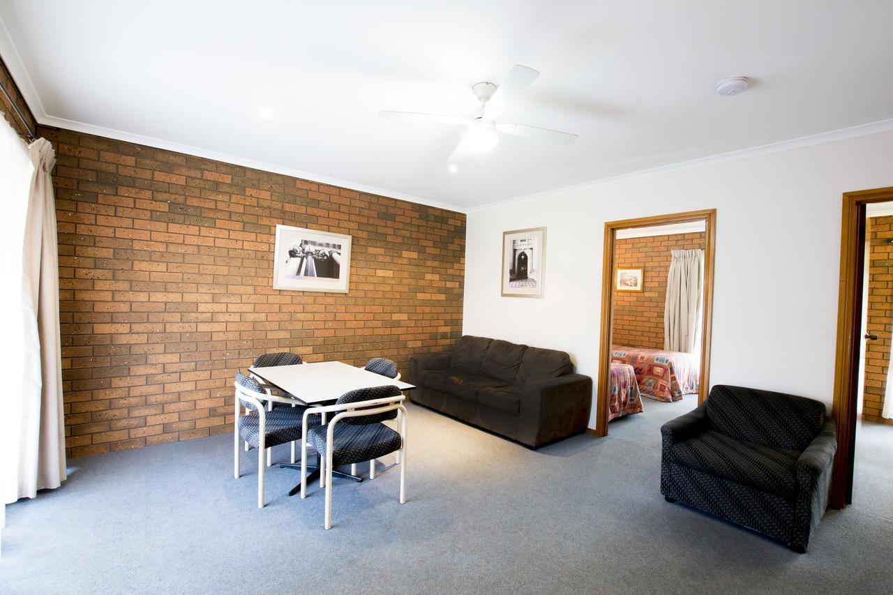 Sportslander Motor Inn Moama Luaran gambar